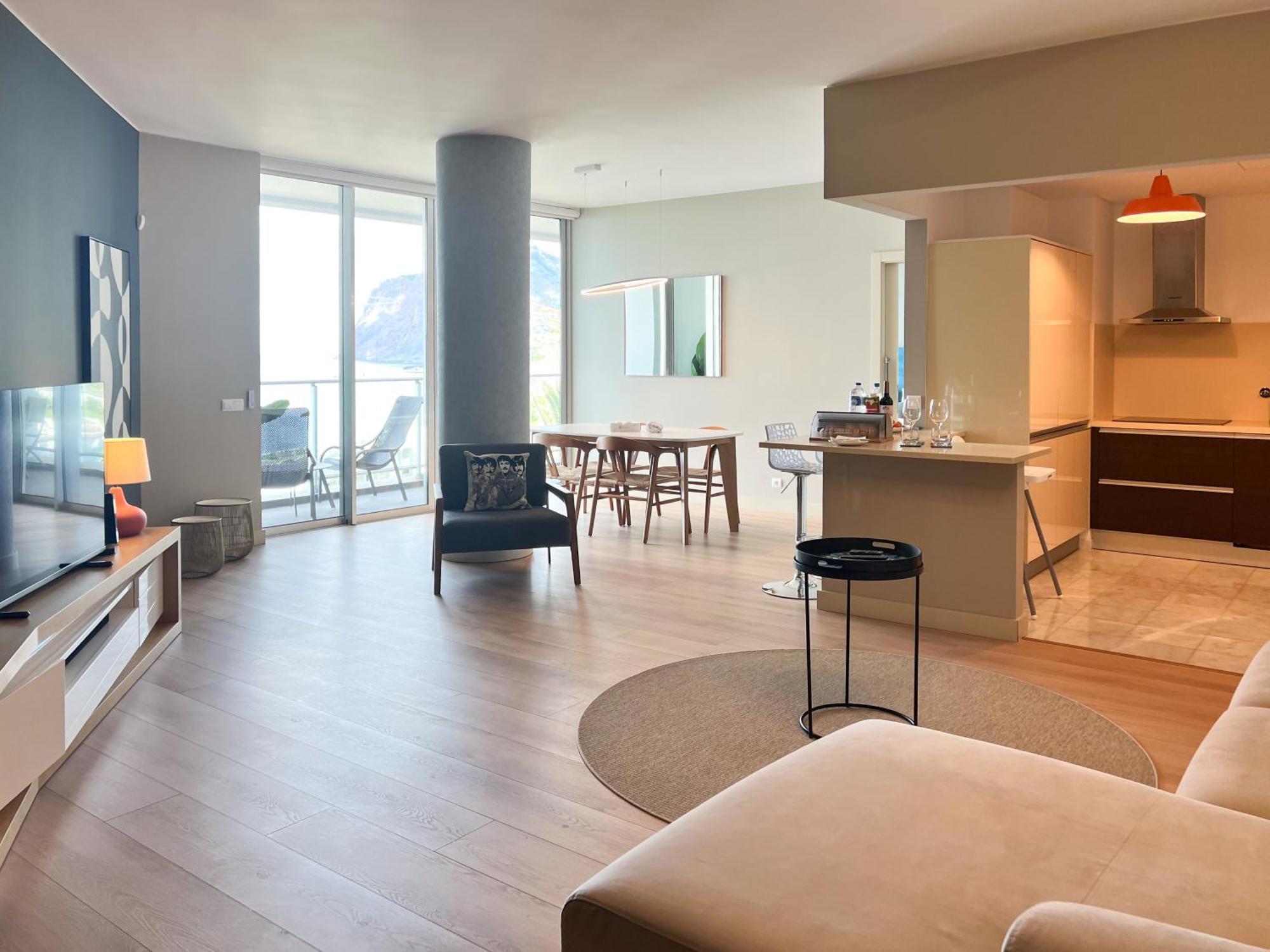 Southern Skies Apartment *